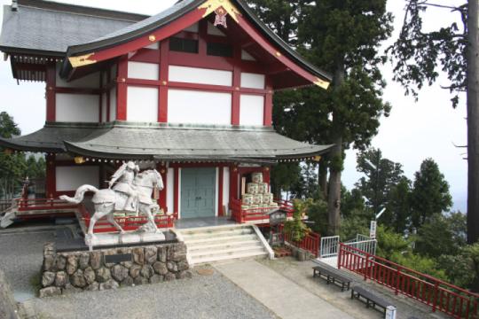 武蔵御嶽神社 (出典:青梅市観光協会)